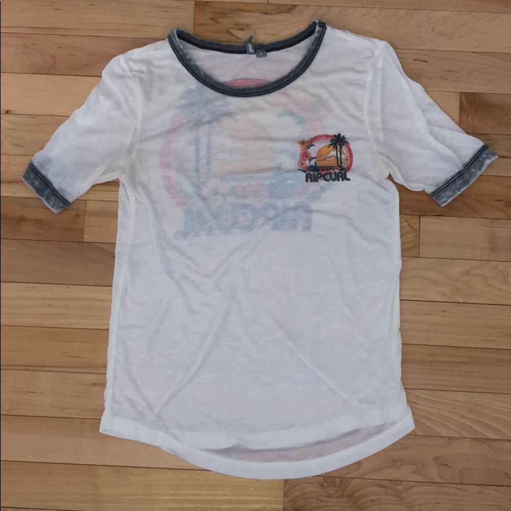 White Rip Curl t-shirt with beach design